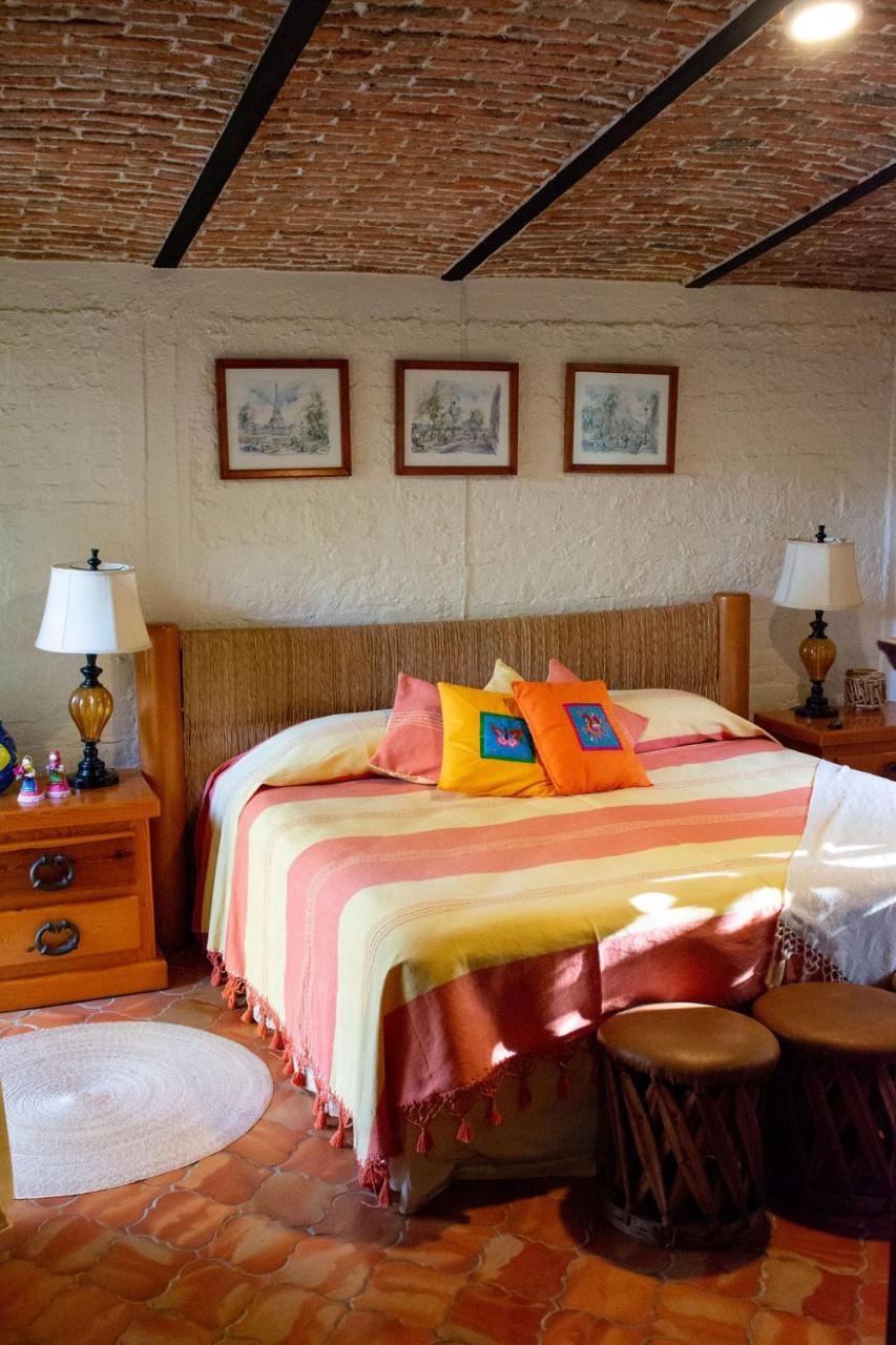 Casa Palomas Bed And Breakfast San Juan Cosalá Eksteriør bilde